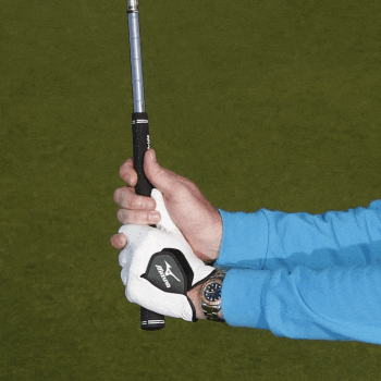 What is a Hinge in the Golf Swing | Golf Lessons Regina